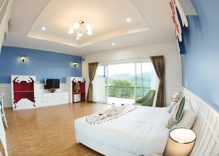 The Location 4*